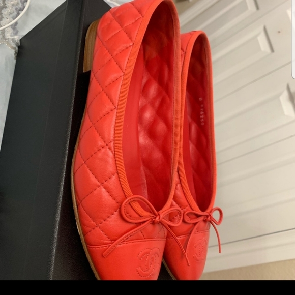 Authentic Chanel ballerina flats - Picture 2 of 8